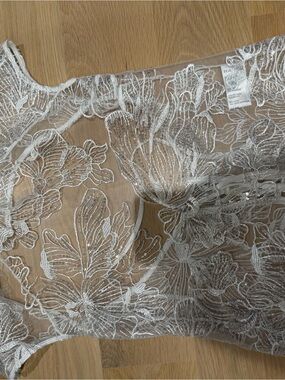 Kim Shui sheer Floral Lace Bralette in Ivory